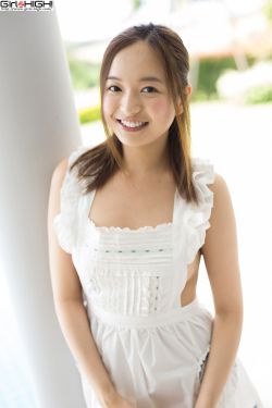 在车里被撞了八次高黄